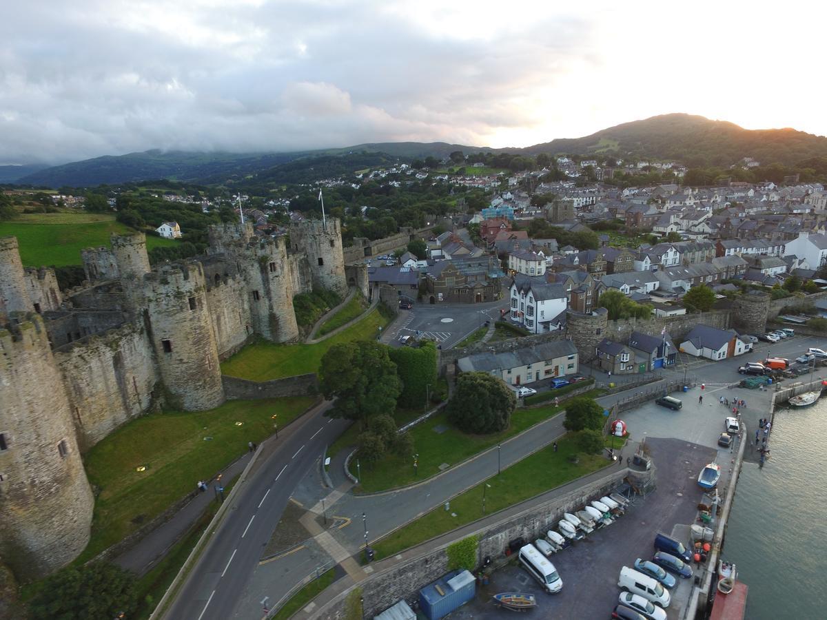 Johnny Dough'S Conwy With Rooms Kültér fotó